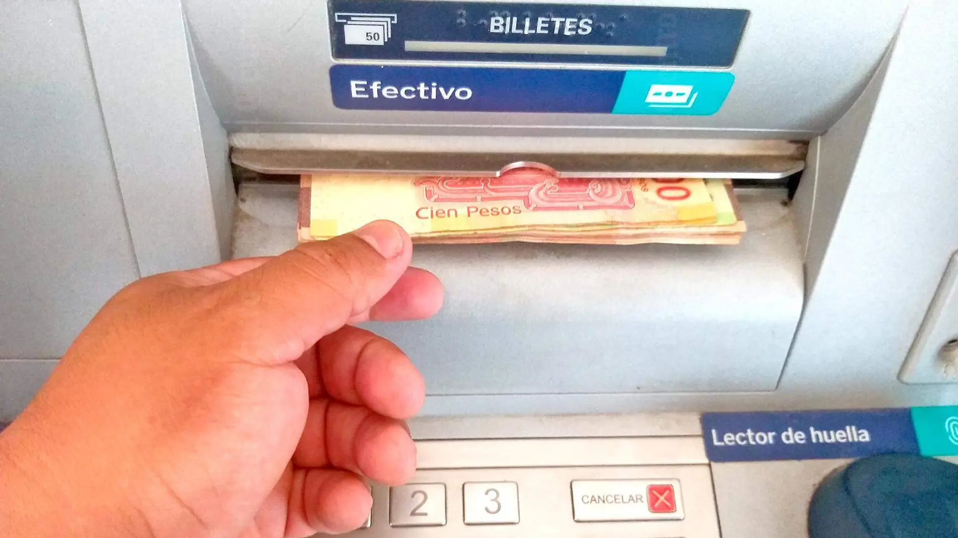 cajero automatico dinero